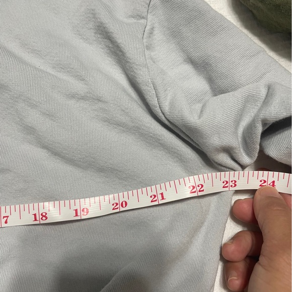 Billabong Cropped Light Blue Sweatshirt Small - Picture 5 of 7